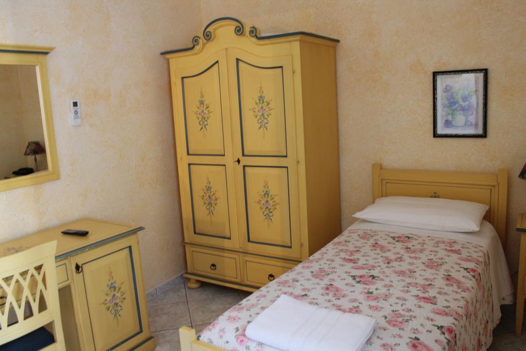 Hotel La Villa Ceccano Szoba fotó