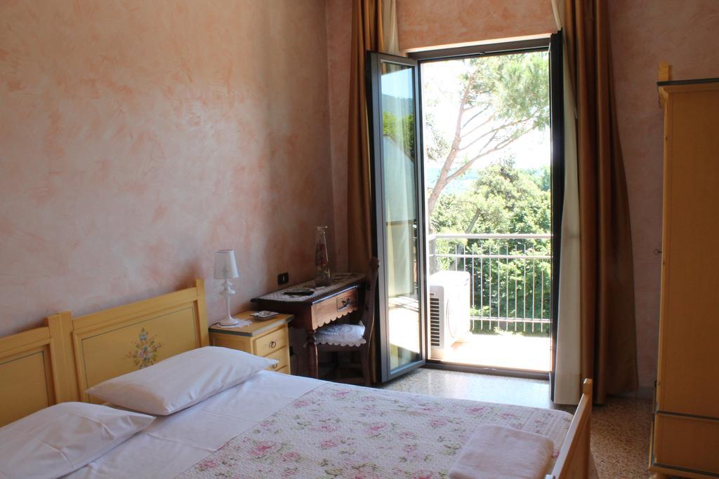 Hotel La Villa Ceccano Szoba fotó